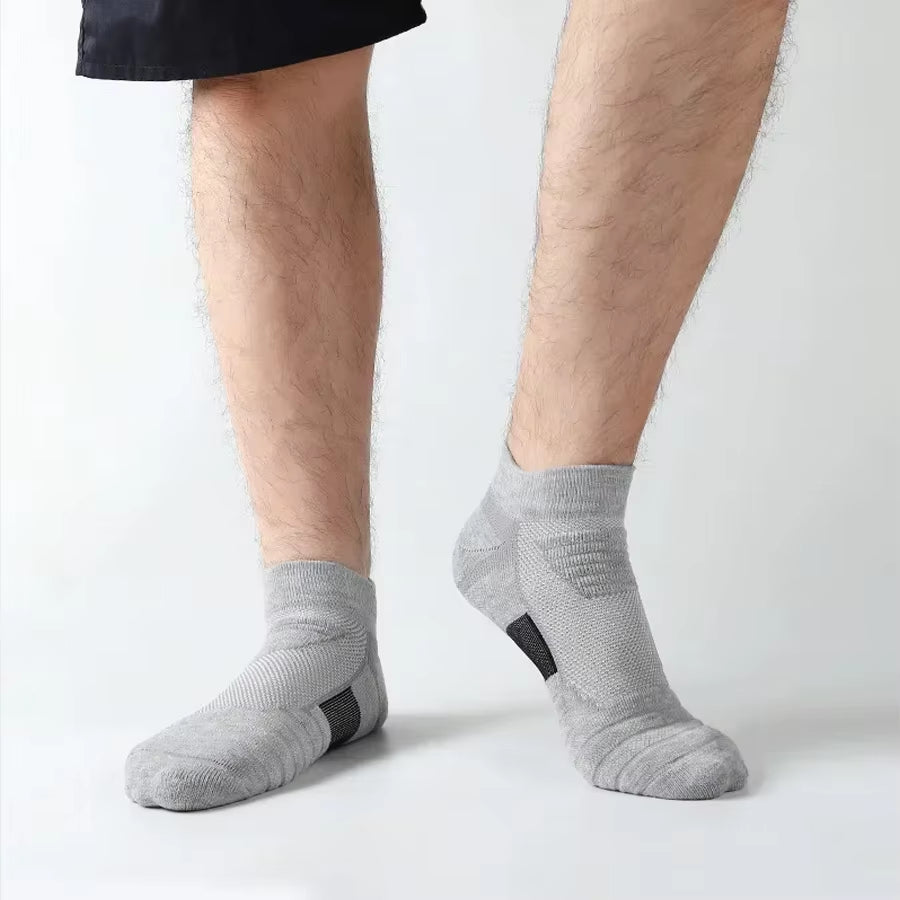 1/3 Pairs Anti-Slip Football Socks Men Cotton Sock Short Long Tube Soccer Basketball Sport Socks Breathable Deodorous Sock 39-45